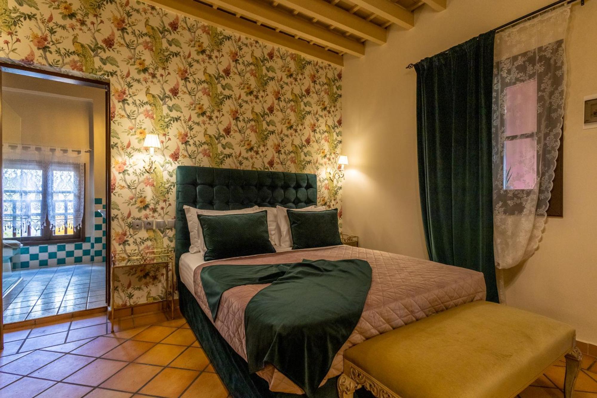 April Luxury Suites (Adults Only) Rhodes City Bilik gambar